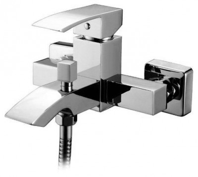 Смеситель для ванны с душем Variante QUATTRO-C-VD-01  QUATTRO-C-VD-01 Quattro