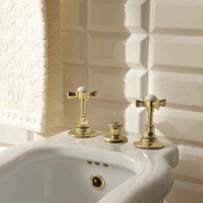 цвет глянцевая латунь