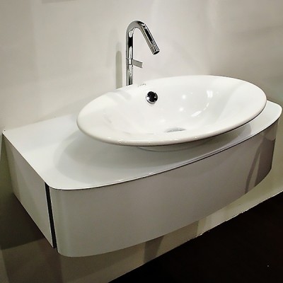 Белый глянец